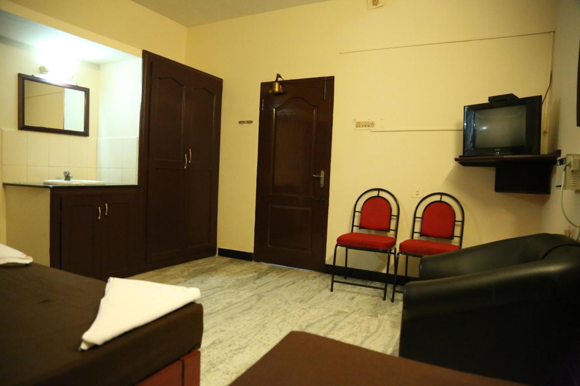 Rmc Travellers Inn Chennai Zimmer foto